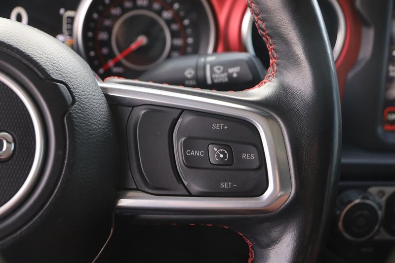 Jeep Gladiator Vehicle Image 13