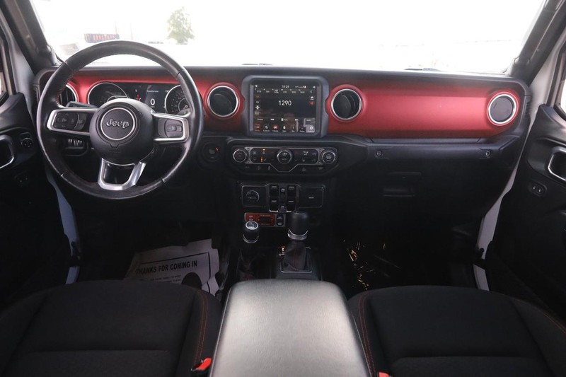 Jeep Gladiator Vehicle Image 22