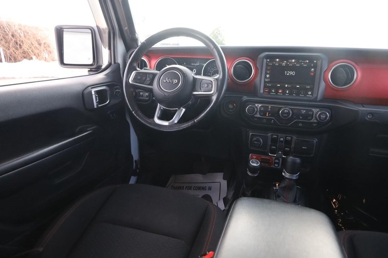 Jeep Gladiator Vehicle Image 23