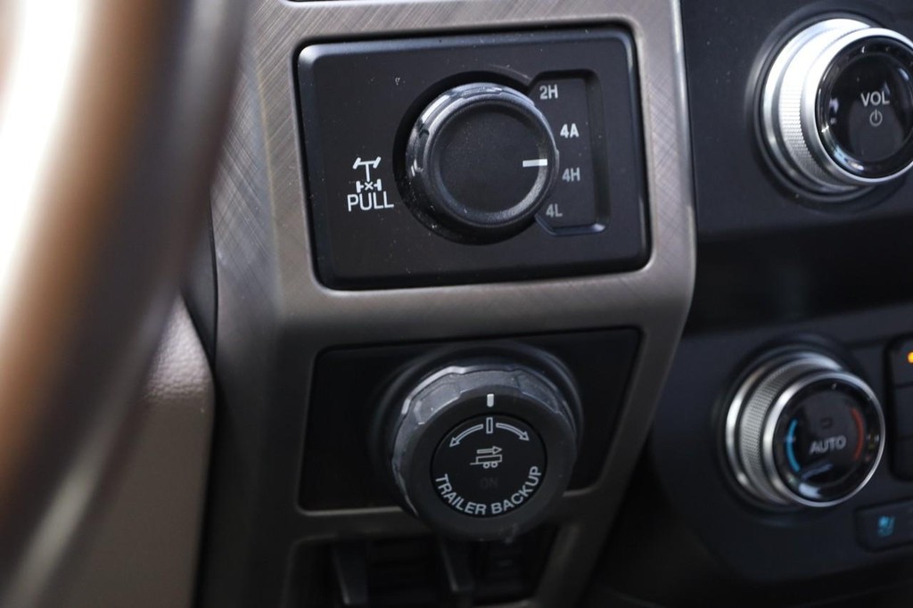 Ford F-150 Vehicle Image 16