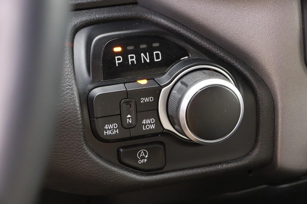 Ram 1500 Vehicle Image 15