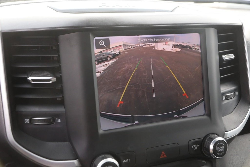 Ram 1500 Vehicle Image 18