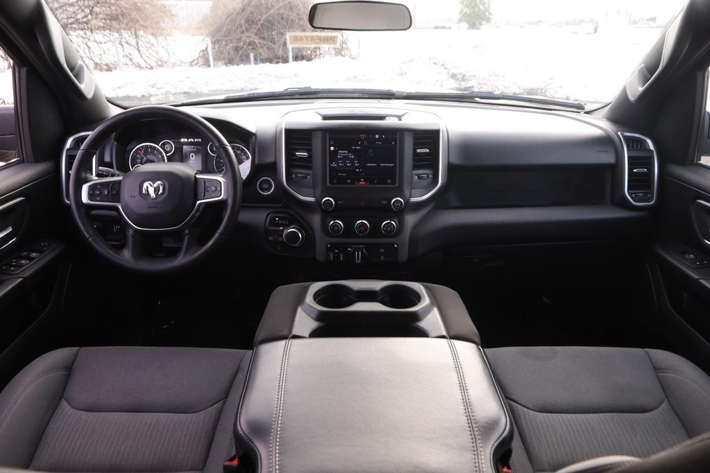 Ram 1500 Vehicle Image 21