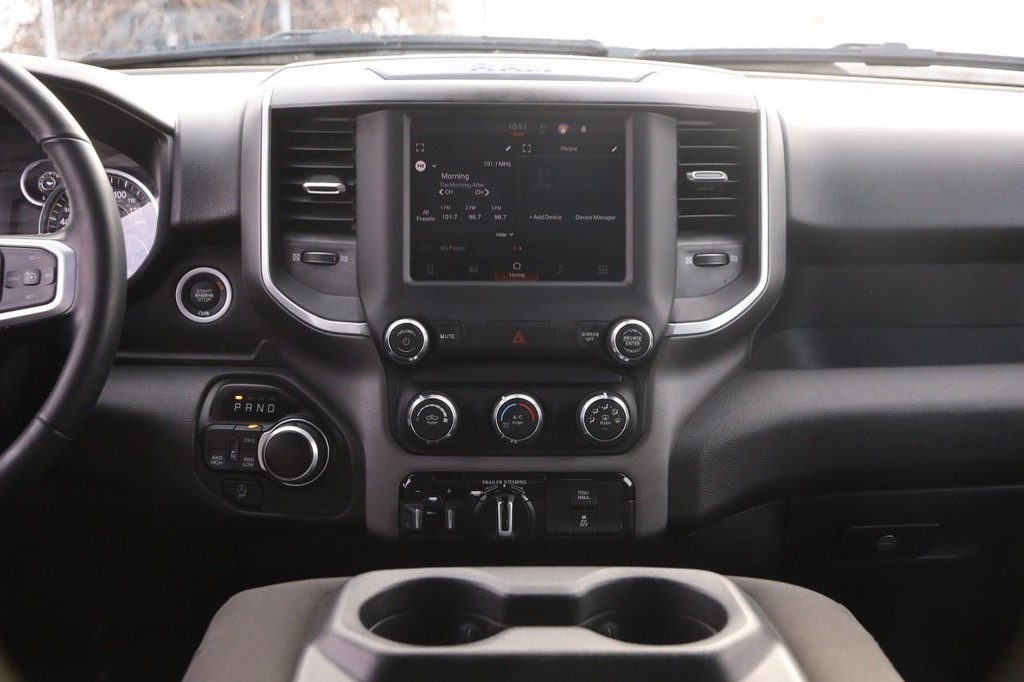 Ram 1500 Vehicle Image 24