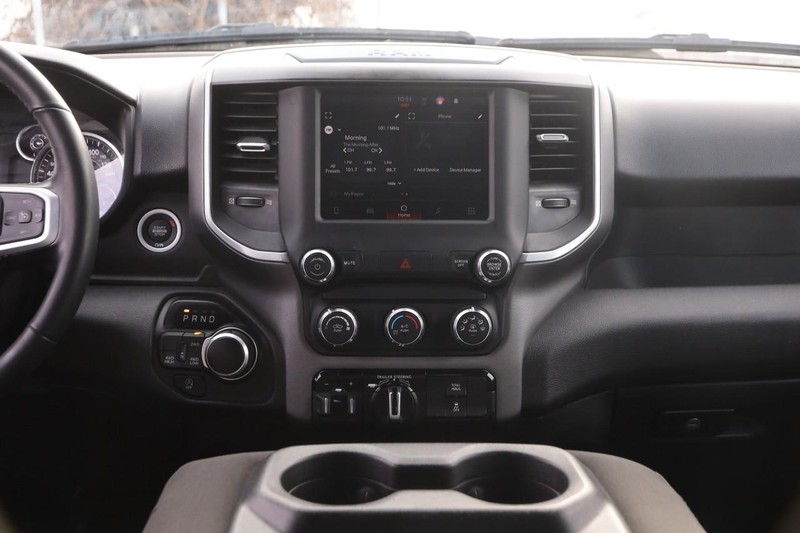 Ram 1500 Vehicle Image 24