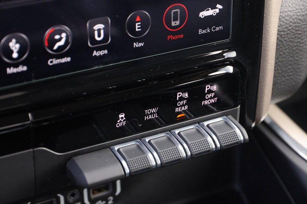 Ram 1500 Vehicle Image 19