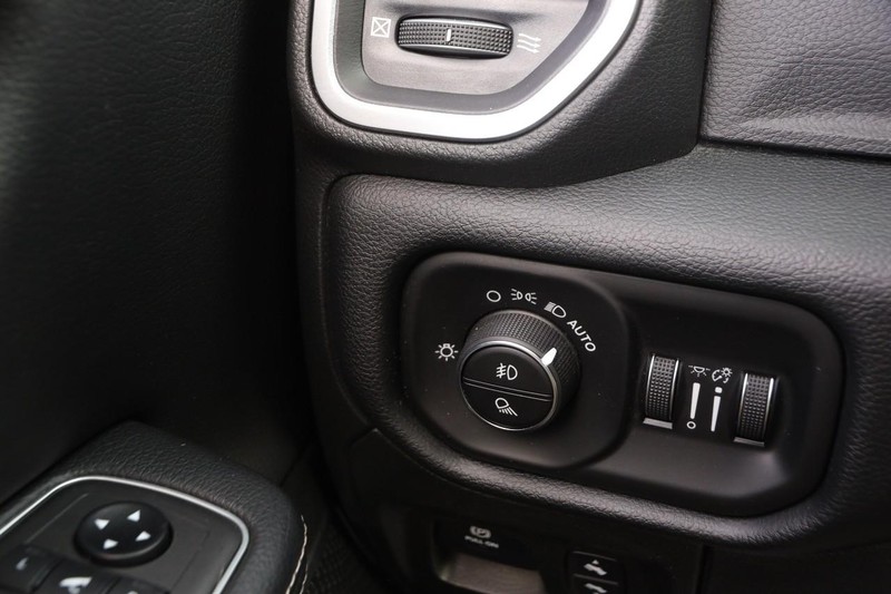 Ram 1500 Vehicle Image 20