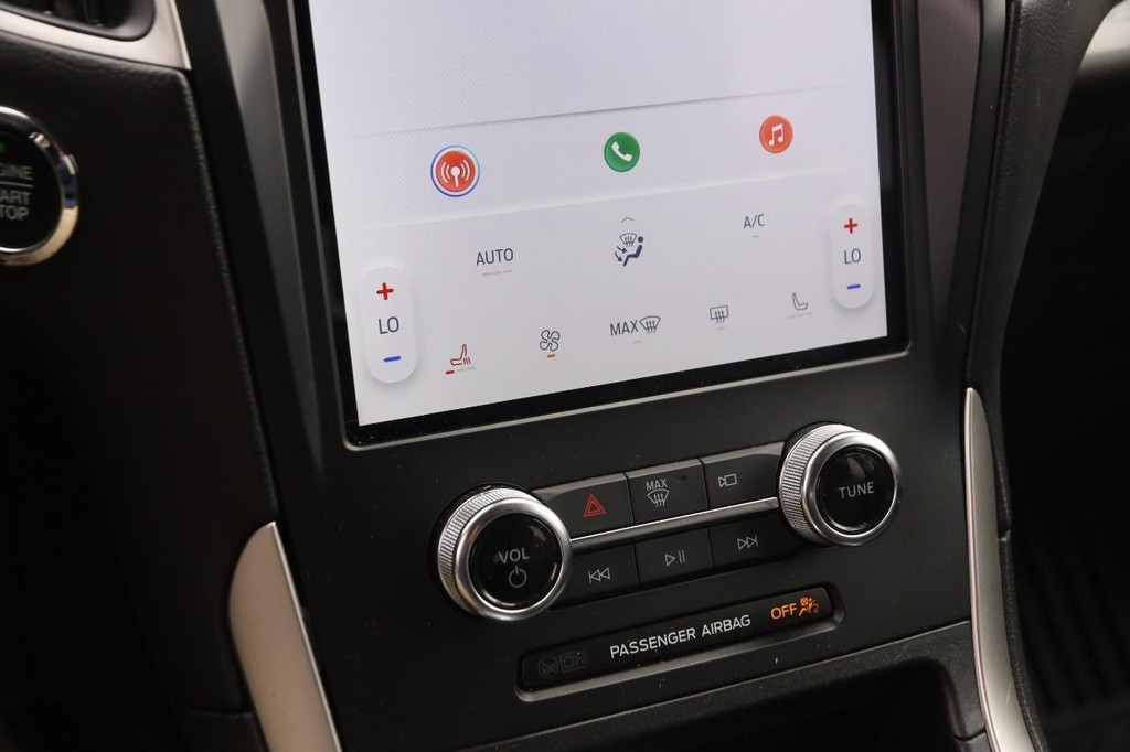 Ford Edge Vehicle Image 17