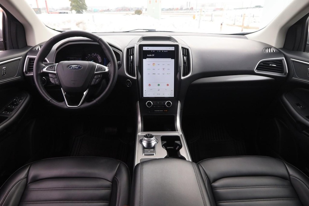 Ford Edge Vehicle Image 19