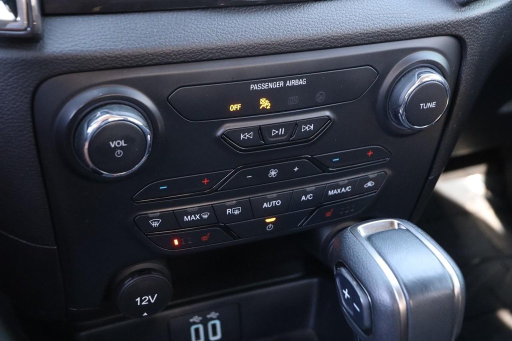 Ford Ranger Vehicle Full-screen Gallery Image 16