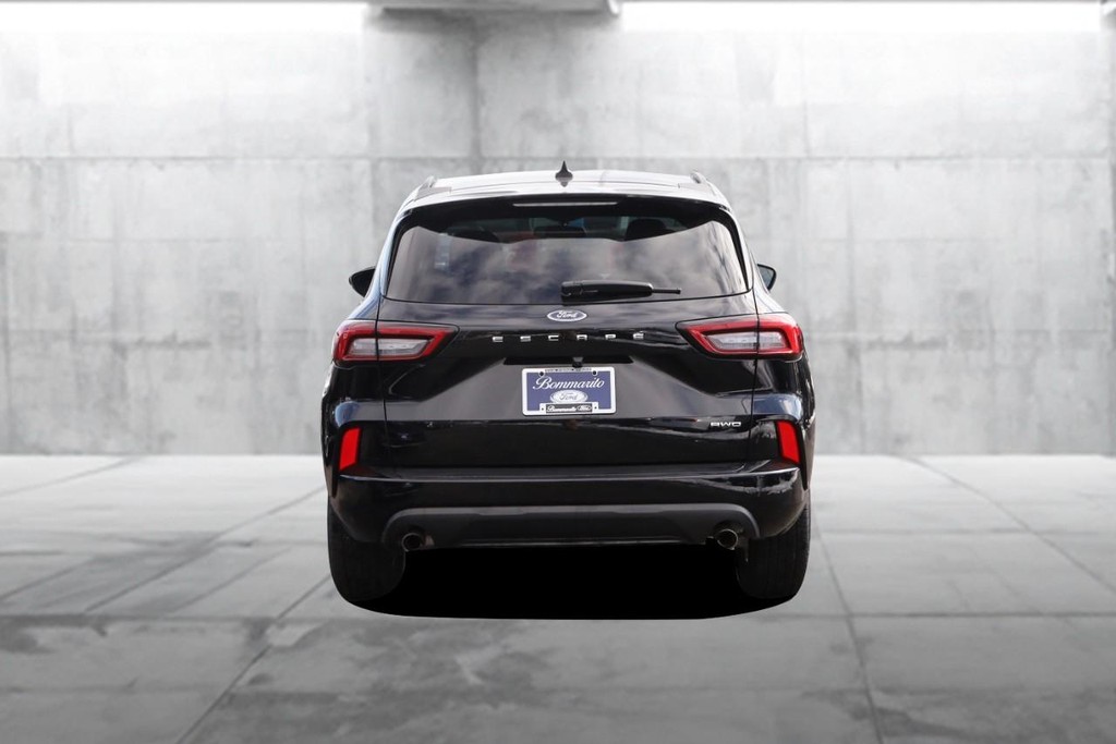 Ford Escape Vehicle Image 06