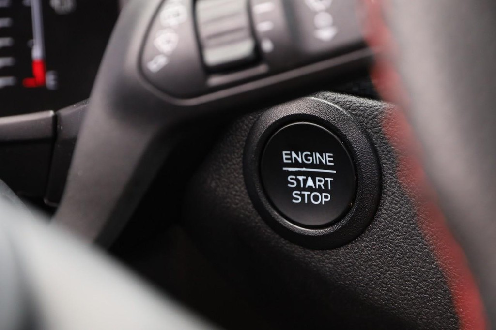 Ford Escape Vehicle Image 15