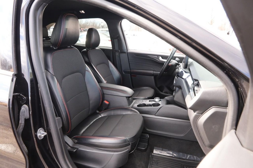 Ford Escape Vehicle Image 26