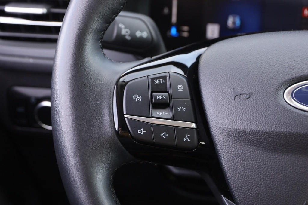 Ford Escape Vehicle Image 12