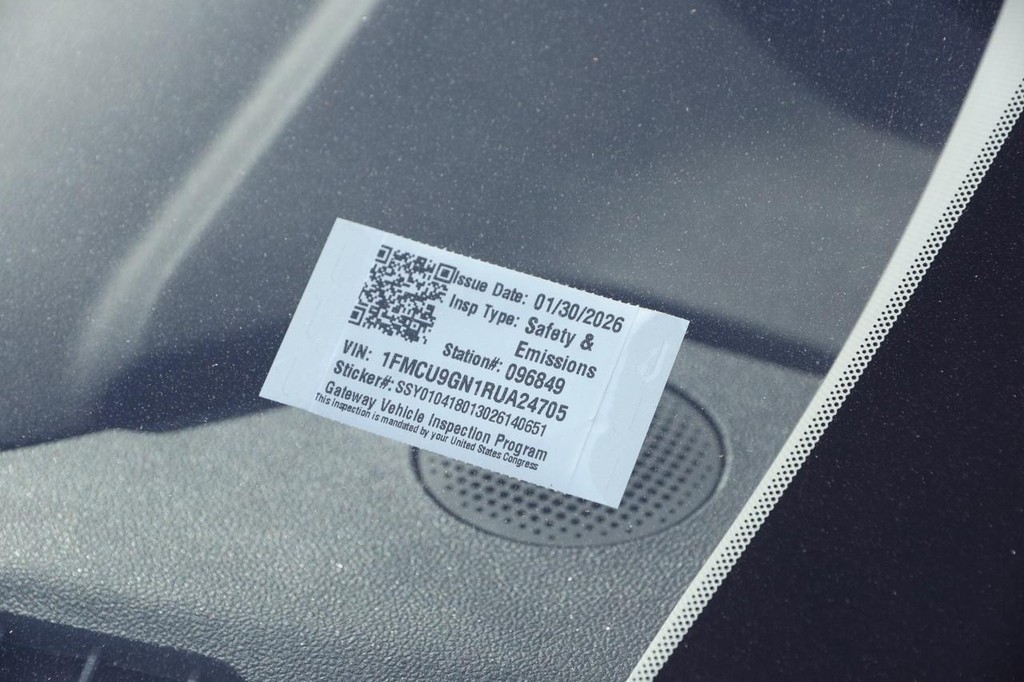 Ford Escape Vehicle Image 29