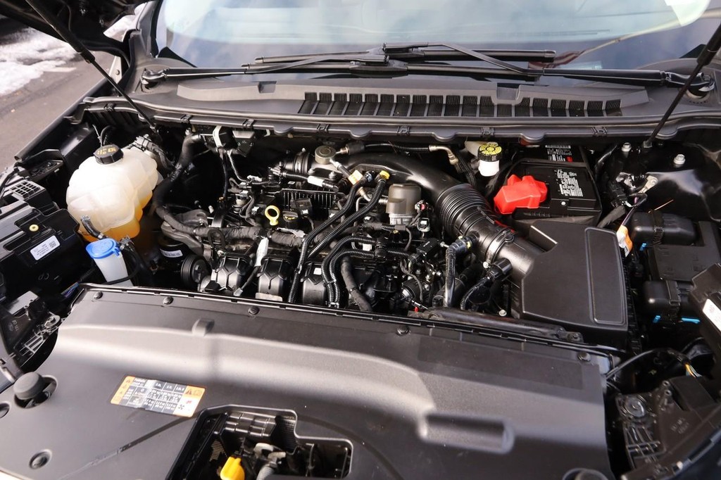 Ford Edge Vehicle Image 25