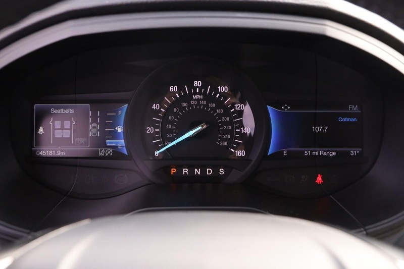 Ford Edge Vehicle Image 13