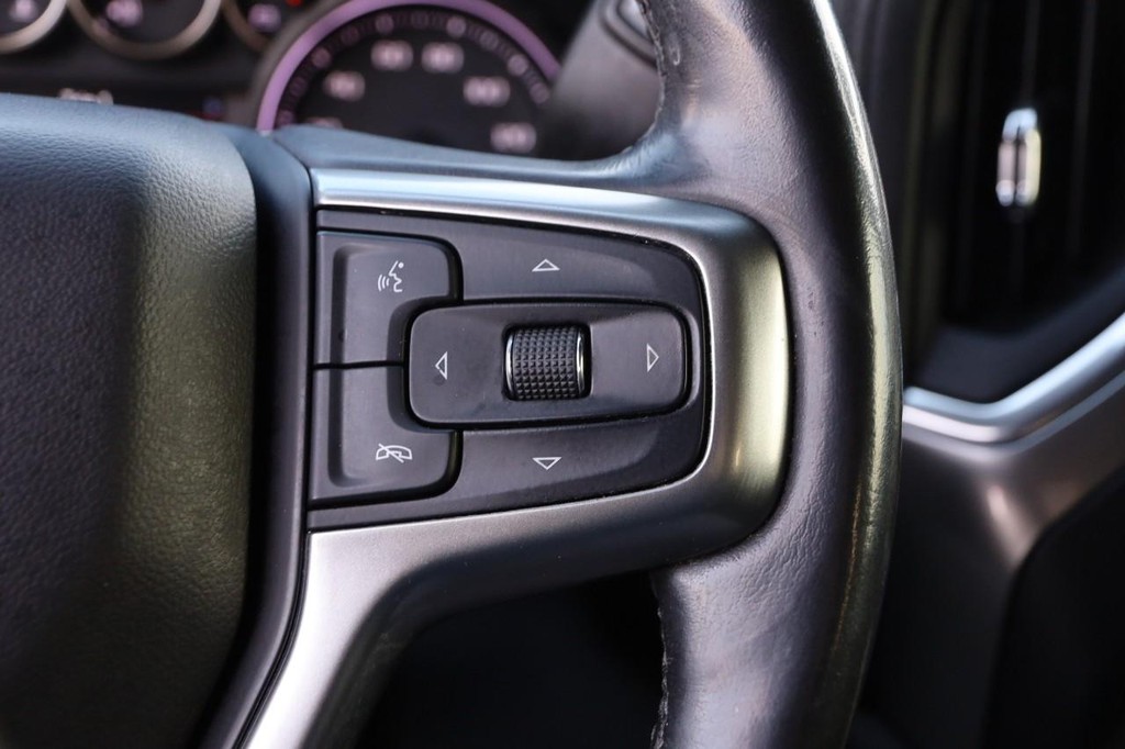 Chevrolet Silverado 1500 Vehicle Image 12