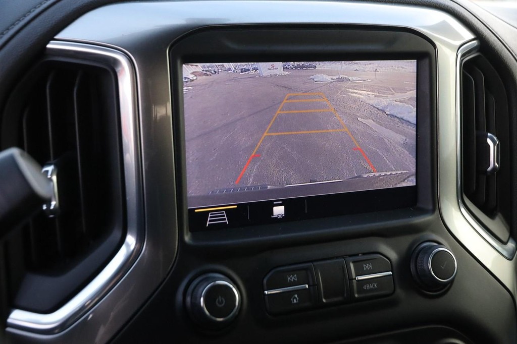 Chevrolet Silverado 1500 Vehicle Image 16