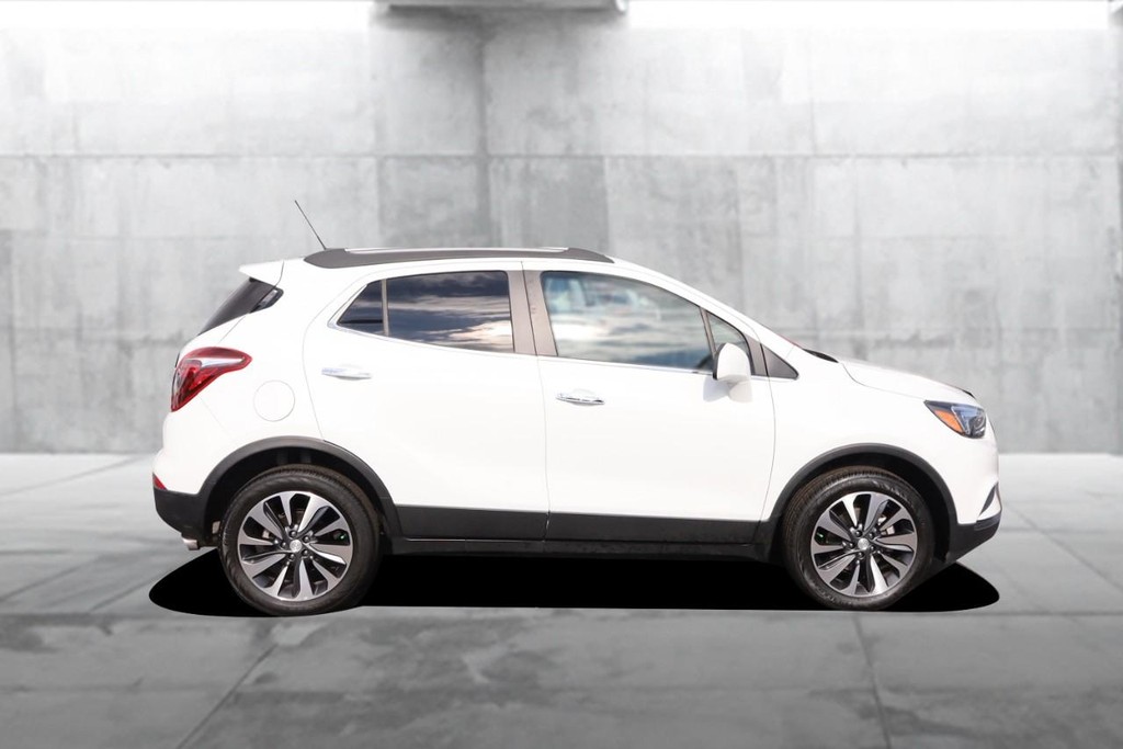 Buick Encore Vehicle Full-screen Gallery Image 5