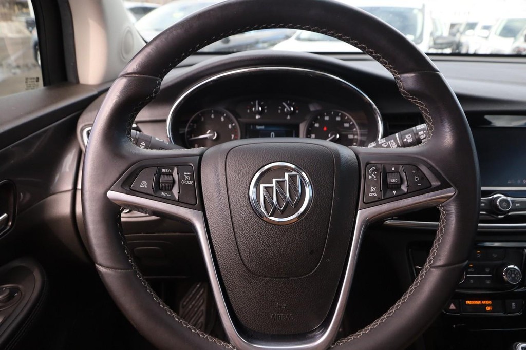 Buick Encore Vehicle Full-screen Gallery Image 10