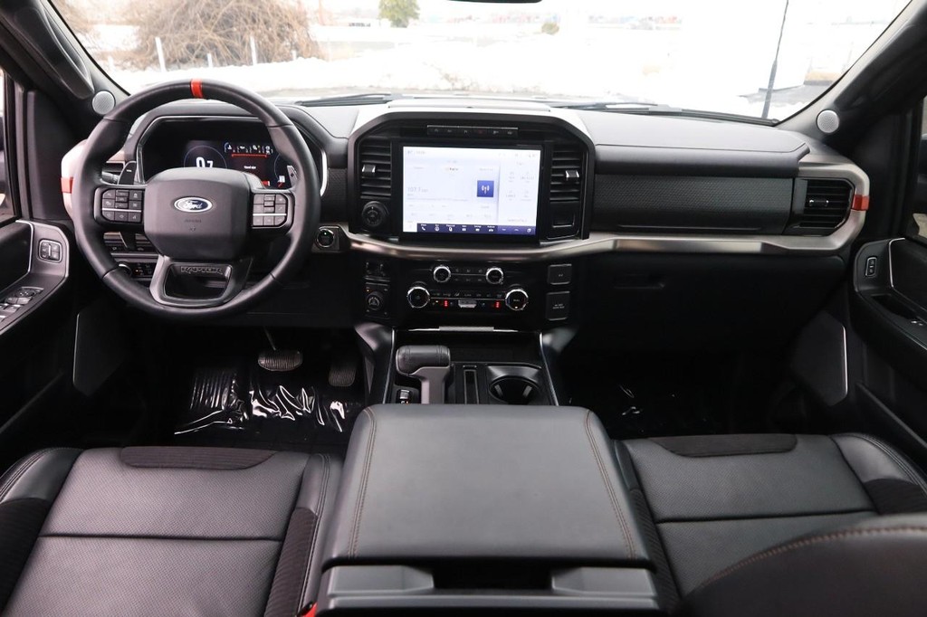 Ford F-150 Vehicle Full-screen Gallery Image 22