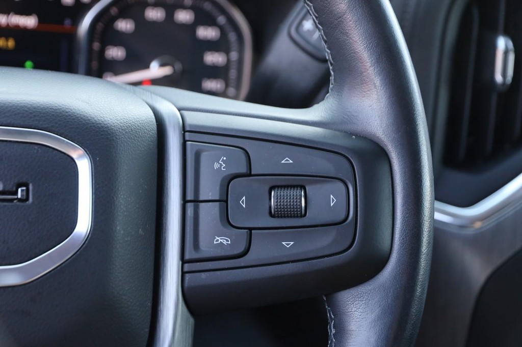 GMC Sierra 1500 Vehicle Image 12