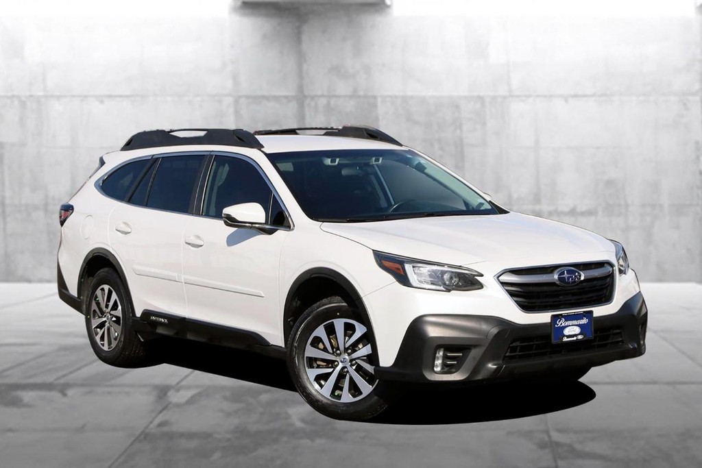 Subaru Outback Vehicle Image 02