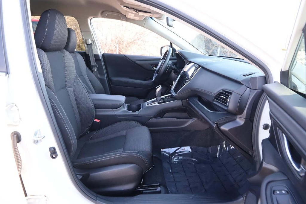 Subaru Outback Vehicle Image 22