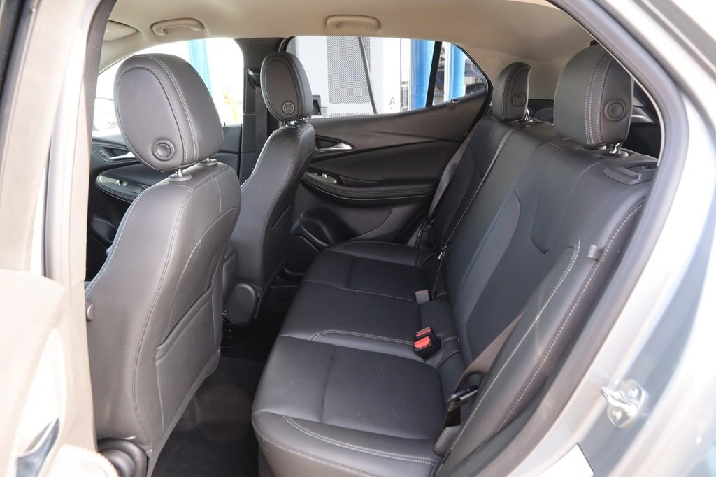 Buick Encore GX Vehicle Image 09