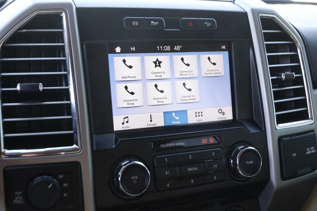 Ford Super Duty F-350 SRW Vehicle Image 16