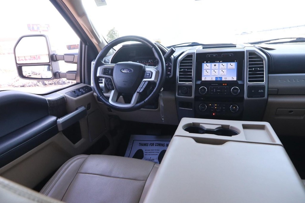 Ford Super Duty F-350 SRW Vehicle Image 20