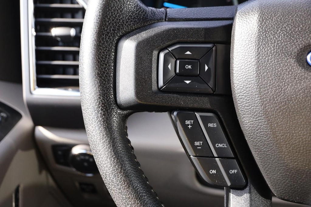 Ford F-150 Vehicle Image 11