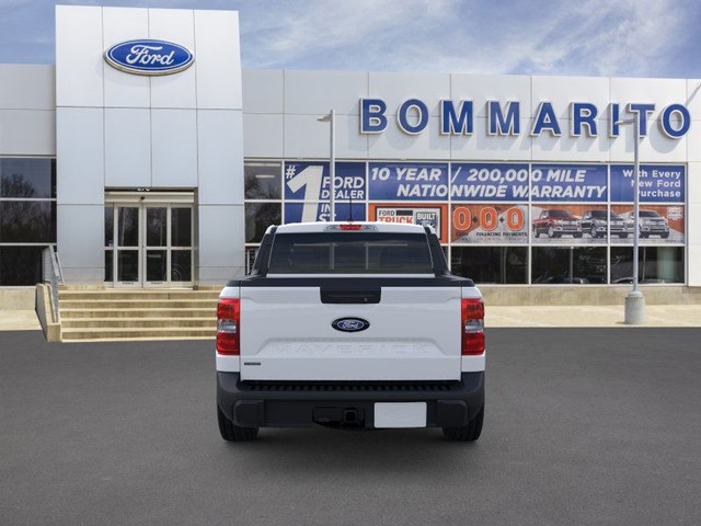 Ford Maverick Vehicle Image 05