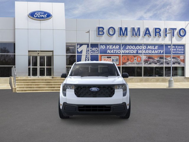 Ford Maverick Vehicle Image 06