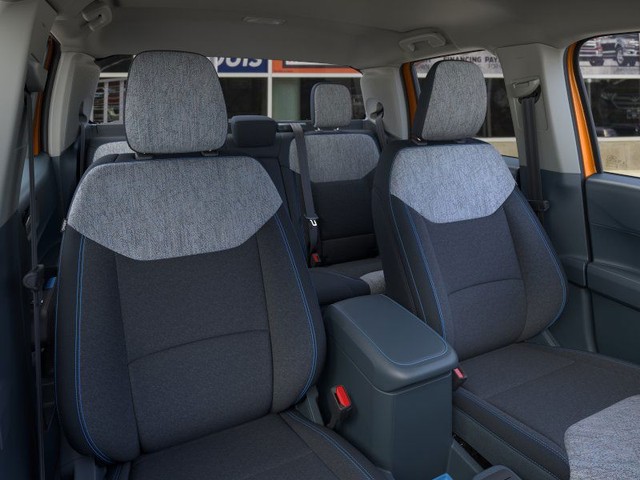 Ford Maverick Vehicle Image 10