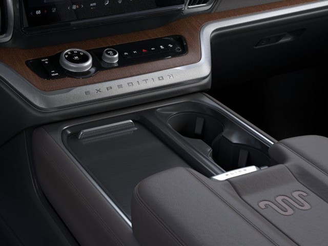 Ford Expedition Max Vehicle Image 15