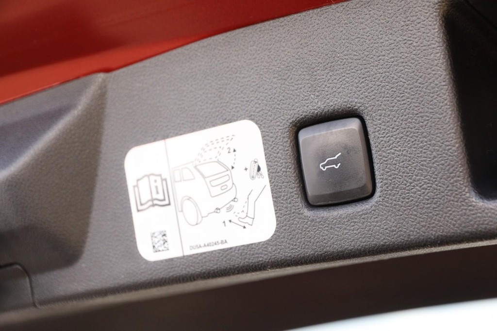 Ford Escape Vehicle Image 08