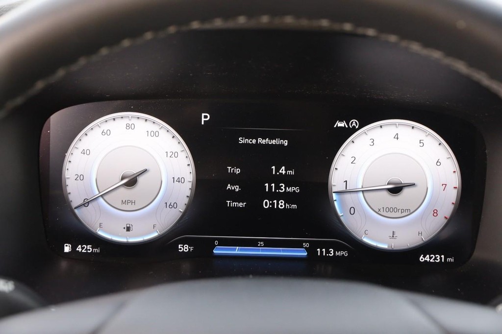 Hyundai Santa Fe Vehicle Image 15