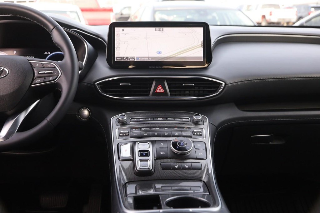 Hyundai Santa Fe Vehicle Image 24