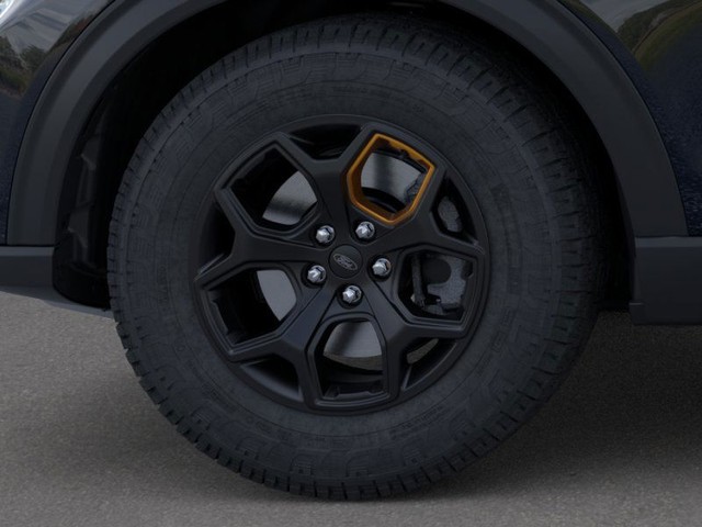 Ford Explorer Vehicle Image 19