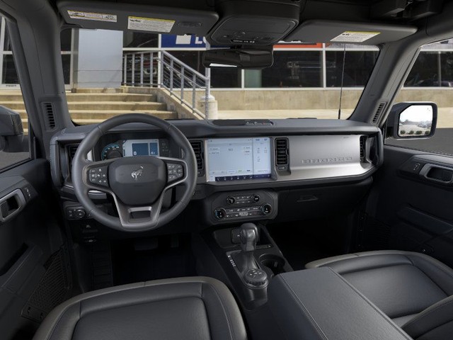 Ford Bronco Vehicle Image 09