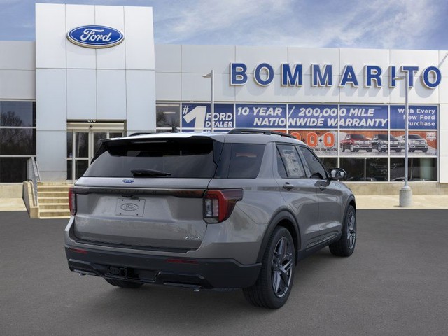 Ford Explorer Vehicle Image 08