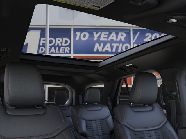 Ford Explorer Vehicle Image 22