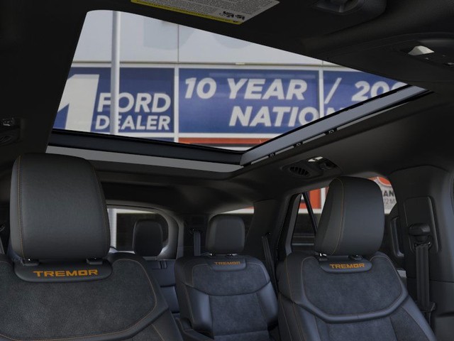 Ford Explorer Vehicle Image 22