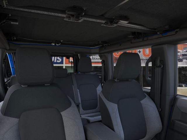 Ford Bronco Vehicle Image 12