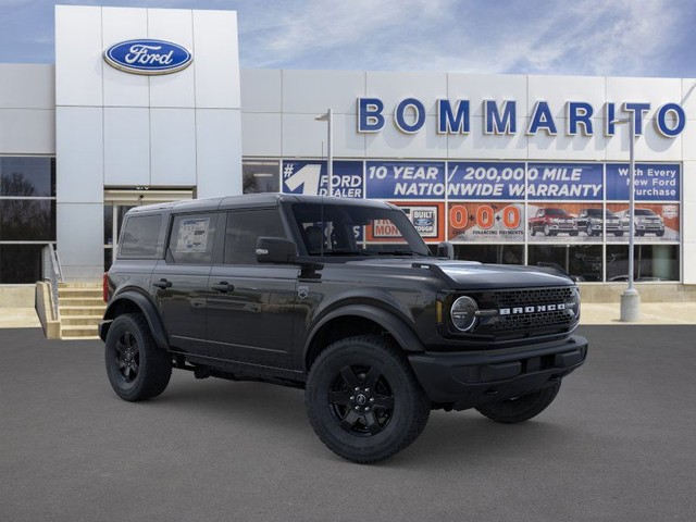 Ford Bronco Vehicle Image 07
