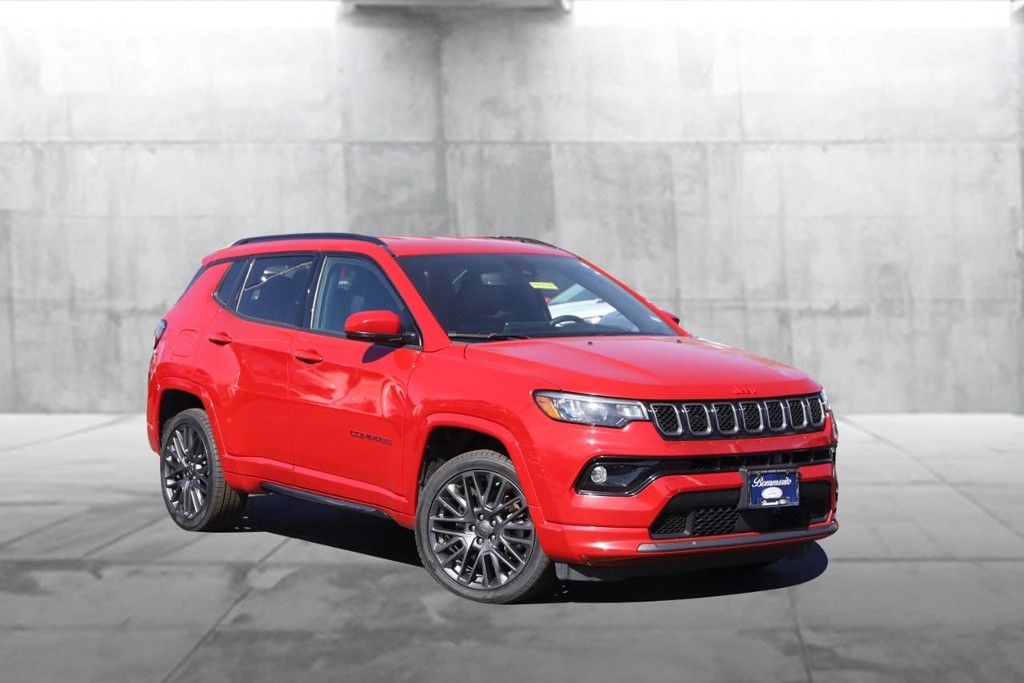 Jeep Compass Vehicle Full-screen Gallery Image 2