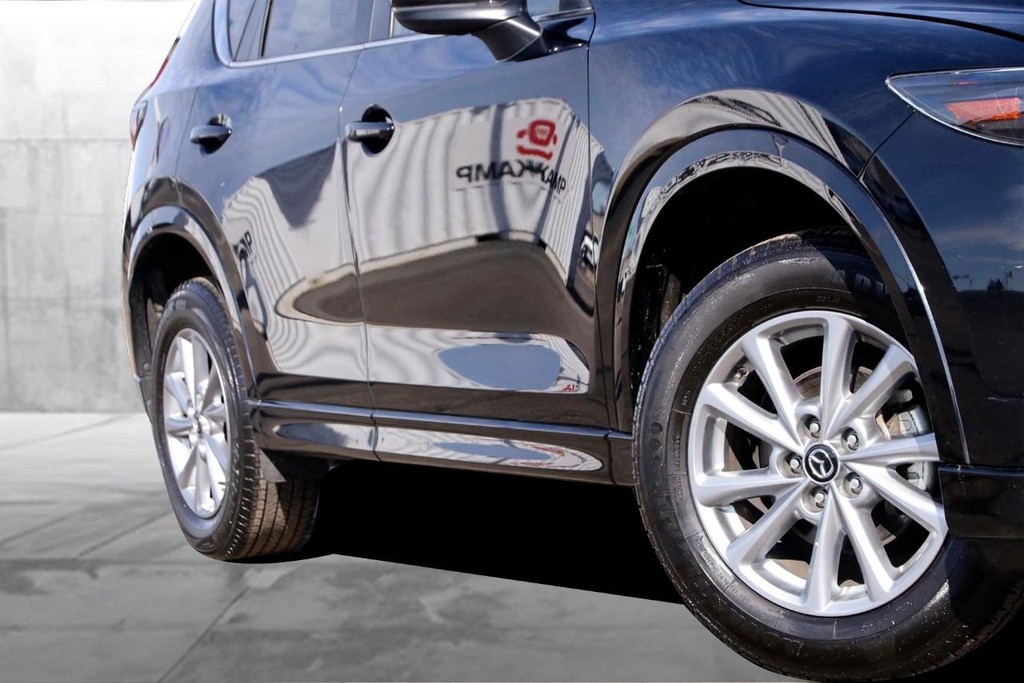 Mazda CX-5 Vehicle Image 02