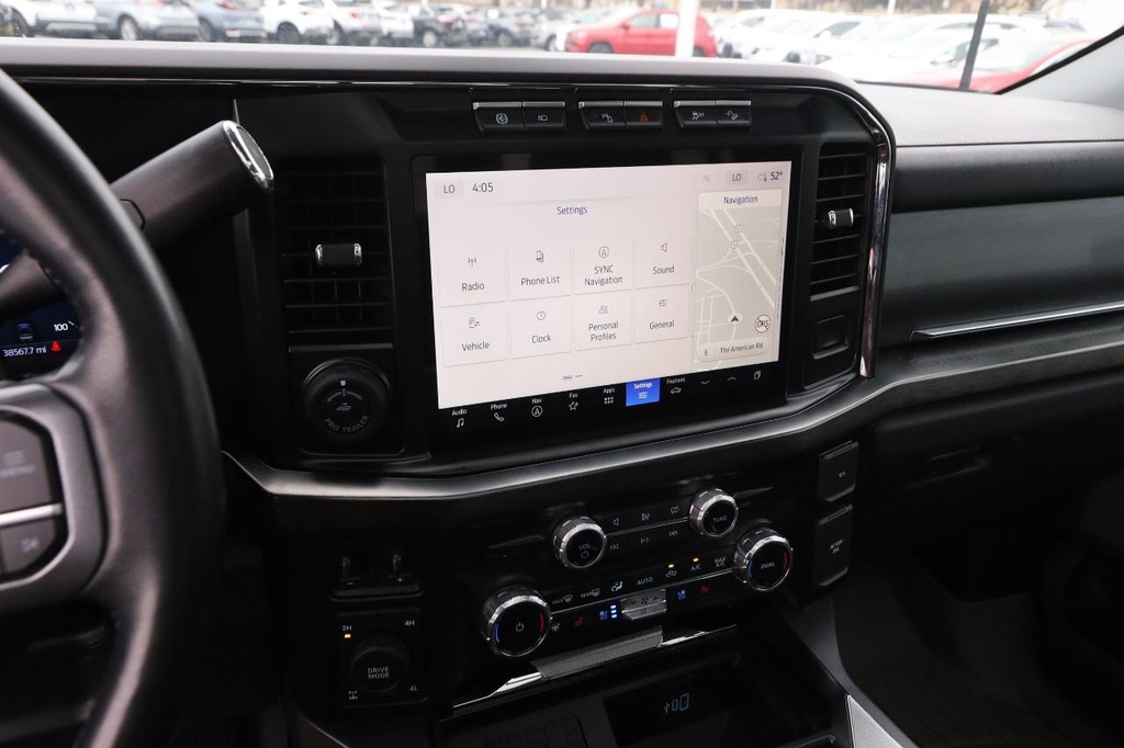 Ford Super Duty F-350 SRW Vehicle Image 16